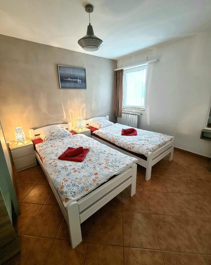 Apartment Villa Engel With Pool Porec Ngoại thất bức ảnh
