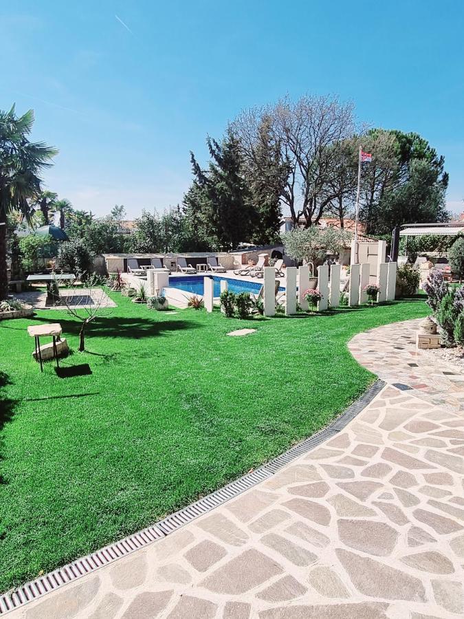 Apartment Villa Engel With Pool Porec Ngoại thất bức ảnh