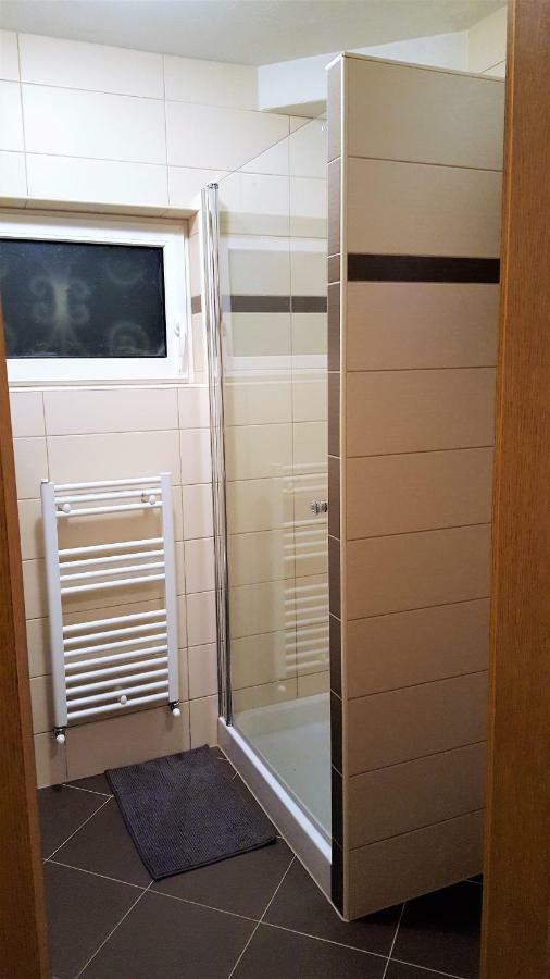 Apartment Villa Engel With Pool Porec Ngoại thất bức ảnh