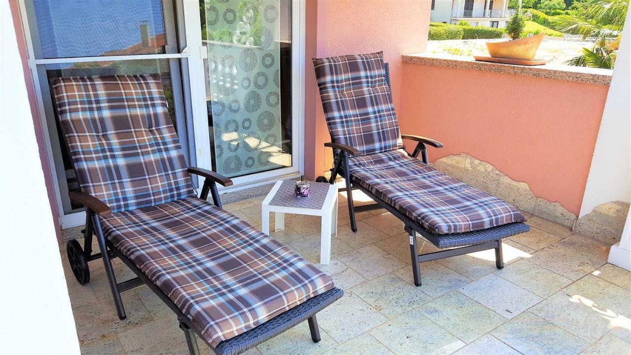 Apartment Villa Engel With Pool Porec Ngoại thất bức ảnh