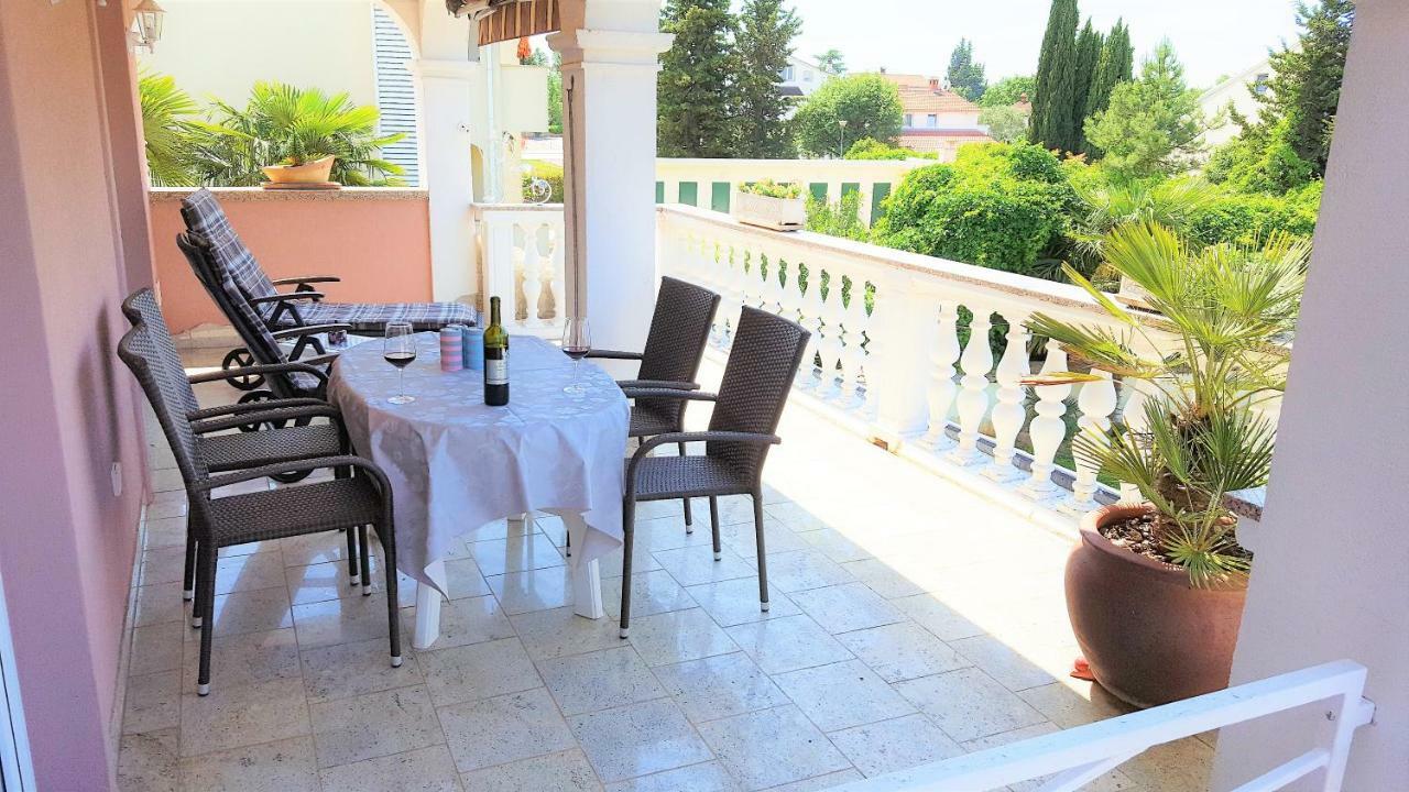 Apartment Villa Engel With Pool Porec Ngoại thất bức ảnh